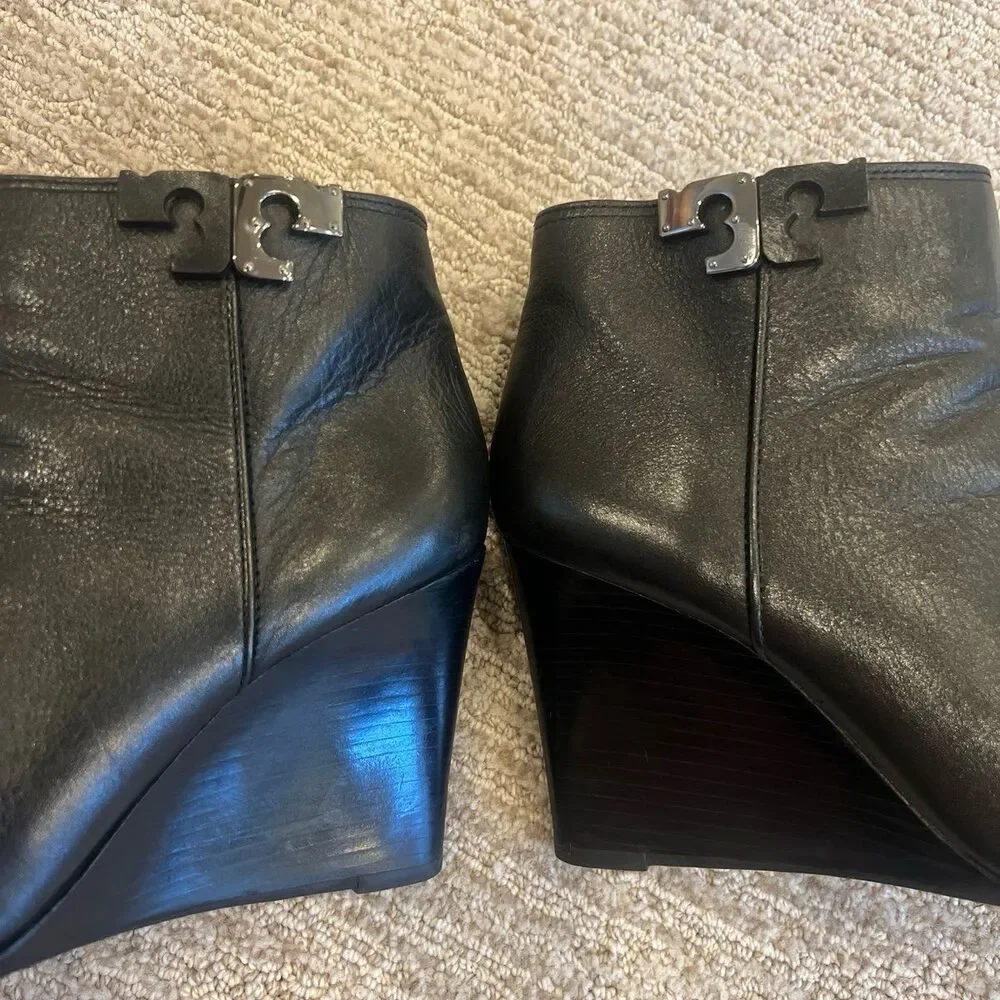 Tory Burch Lowell Black Leather Wedge Ankle Boots Booties Size 9.5
